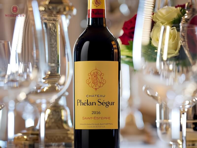 chateau-phelan-segur