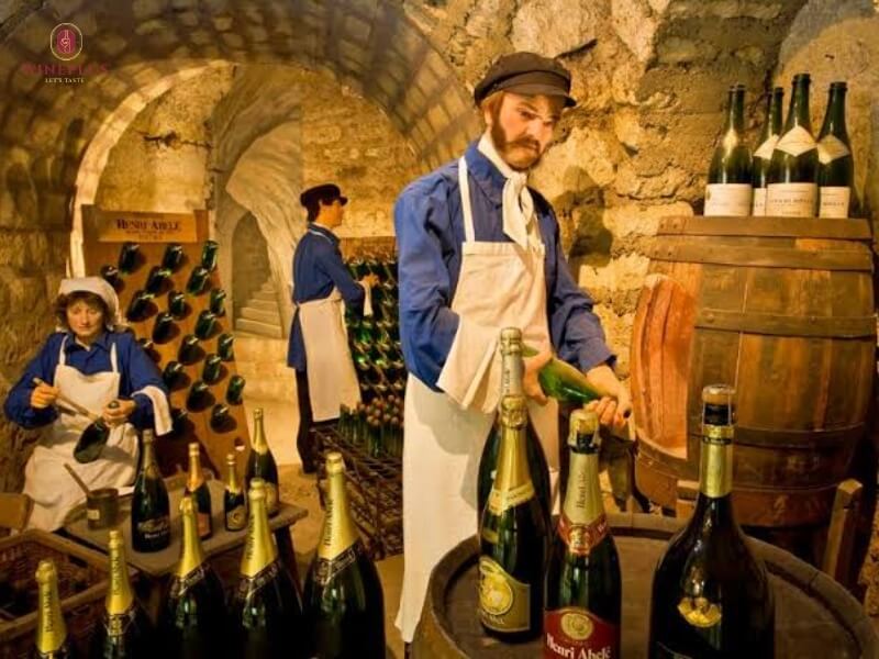 Cẩm nang tìm hiểu về rượu vang Pháp: Từ nhập môn đến sành sỏi 1 lich-su-vang-phap