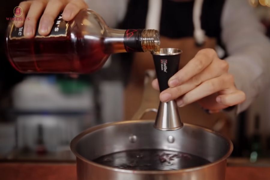Cách nấu Mulled Wine chuẩn vị Châu Âu - Không bị đắng 7 nau-ruou-mulled-wine