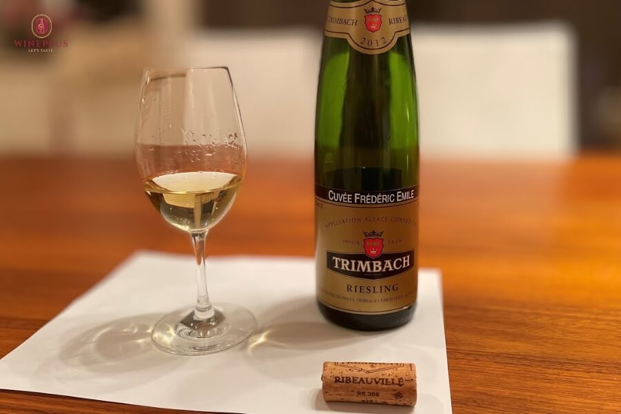 Top 18+ các loại rượu vang Pháp nổi tiếng & bảng giá MỚI NHẤT 2026 18 thuong-hieu-domaine-trimbach