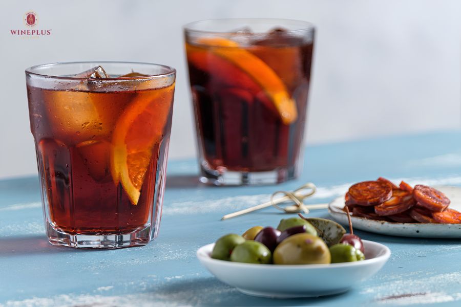 Cách pha rượu vang đỏ: 6 công thức chuẩn vị & mẹo pha không bị chát 2 vang-do-voi-nuoc-ngot-kalimotxo